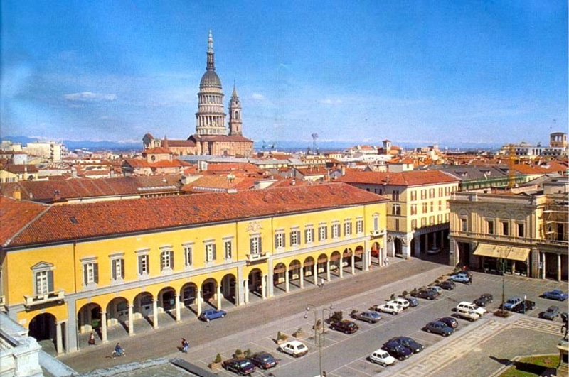 Новары. Новара Италия. Новара Пьемонт. Город Новара. Новара Италия достопримечательности.